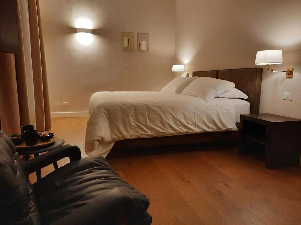 Guest house Santagata Bed&Breakfast Como