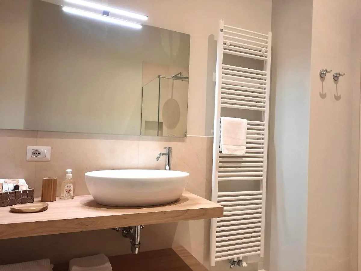 Guest house Santagata Bed&Breakfast Como