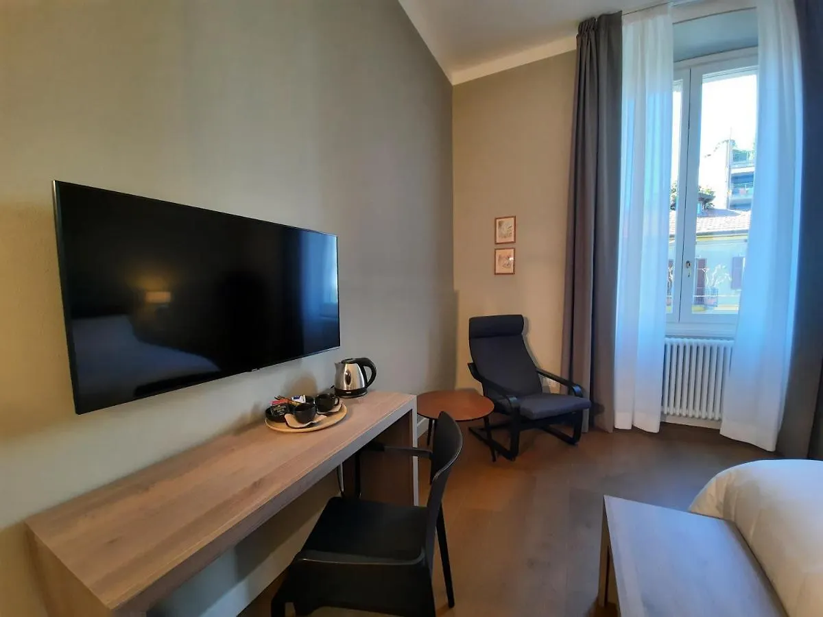 Santagata Bed&Breakfast Como Guest house