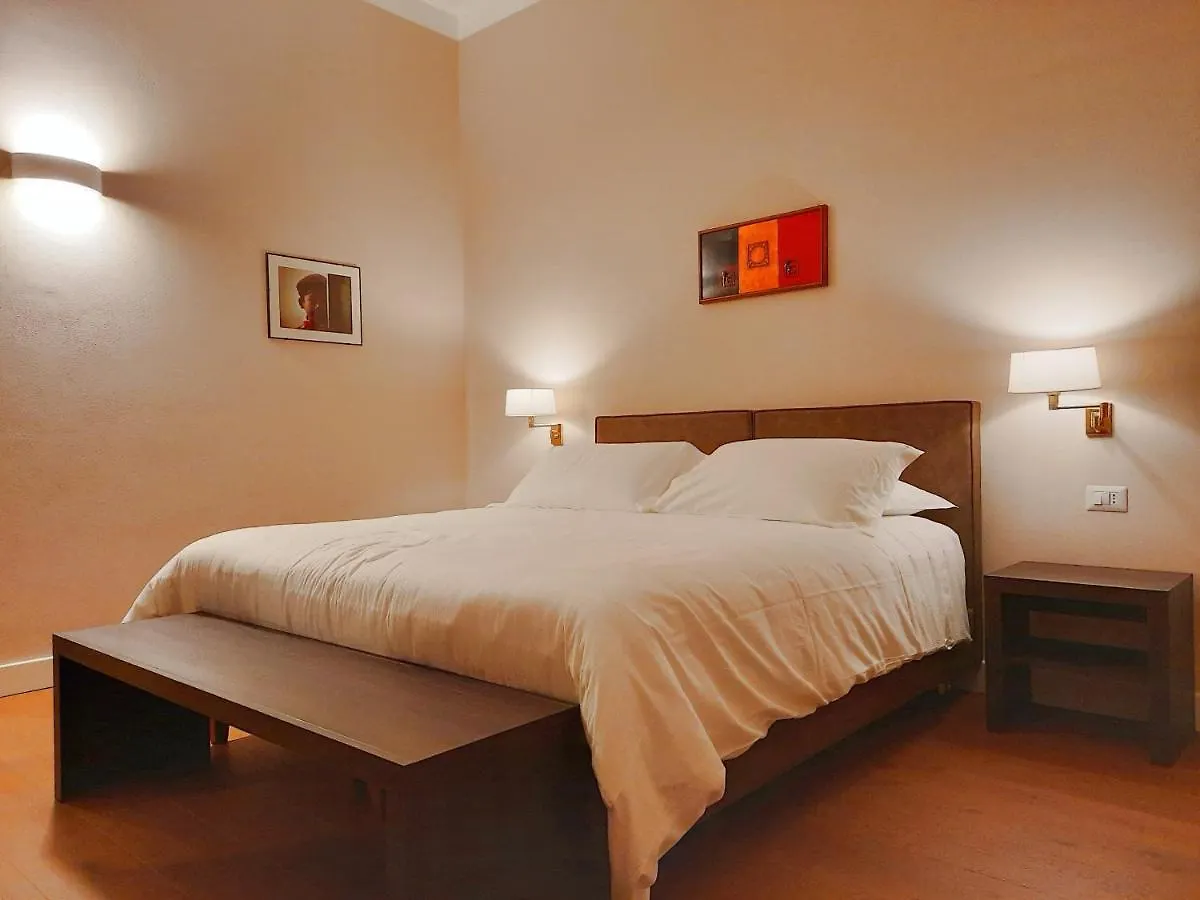 Santagata Bed&Breakfast Como Guest house