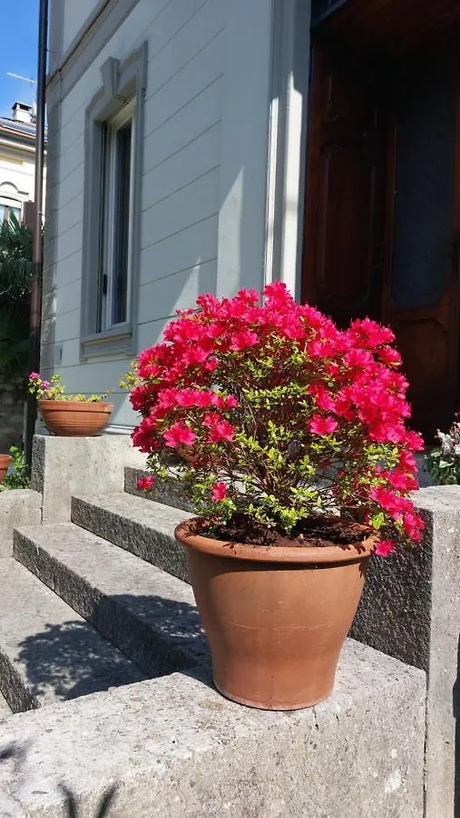 Guest house Santagata Bed&Breakfast Como