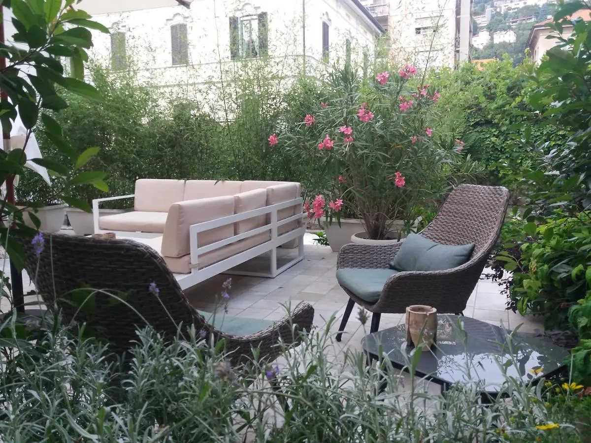Santagata Bed&Breakfast Como Guest house
