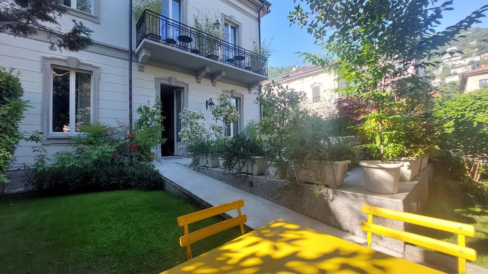Guest house Santagata Bed&Breakfast Como